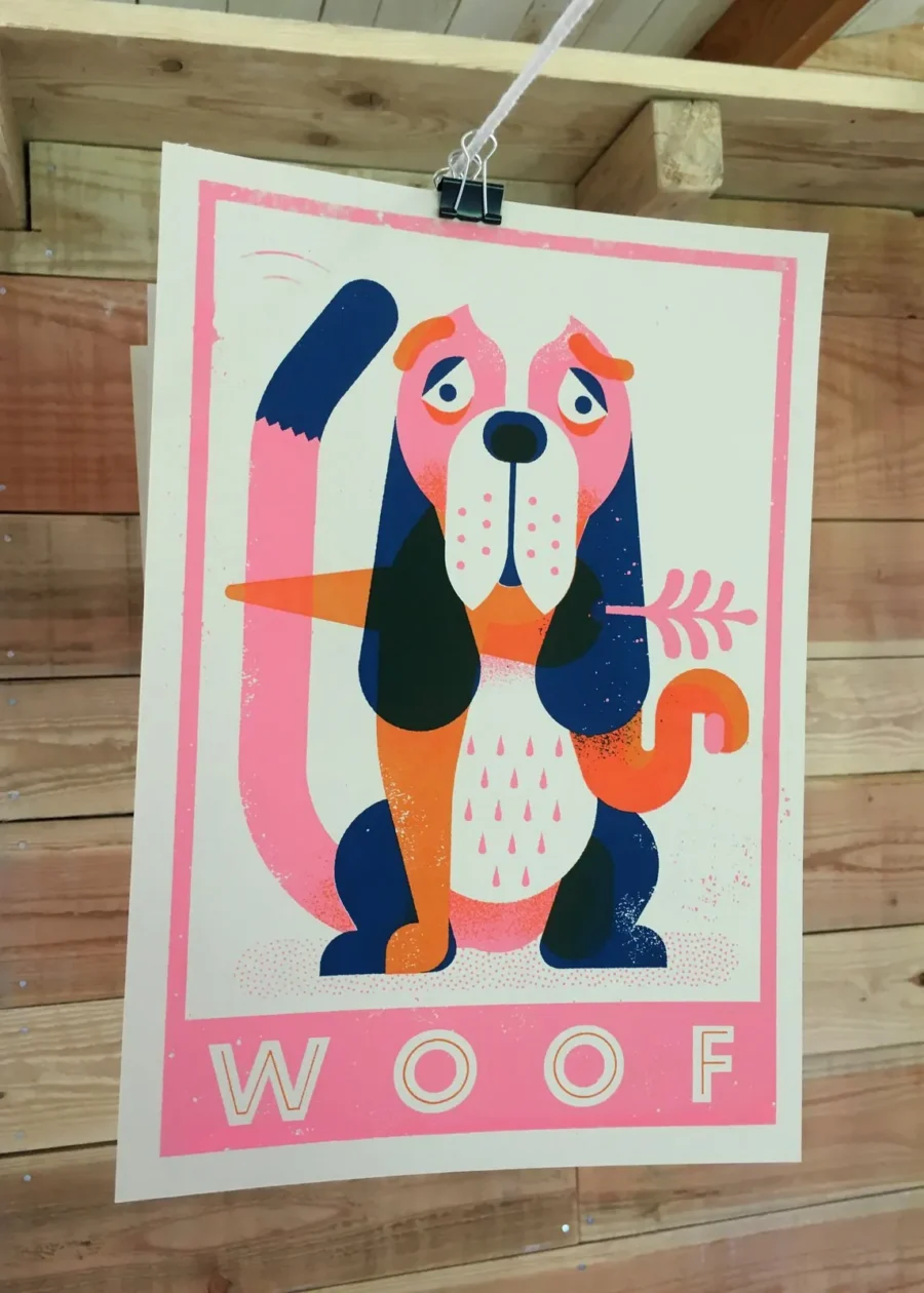 WOOF